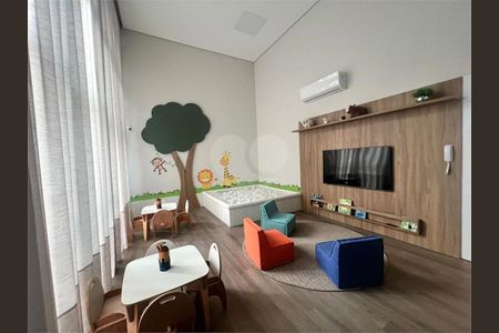 2_photo/94dce45ccf.f87c5f63b588f4d4-ATLAS-27f53e03-a0a9-4196-a6ee-9dd14a34fb8e.jpg de apartamento à venda com 3 quartos, 172m² em Rebouças, Curitiba