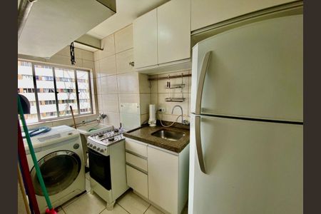 12_photo/94dce45ccf.f87c5f63b588f4d4-ATLAS-bcb62cd7-3d59-4ac1-9c19-1cf45f68b59b.jpg de apartamento à venda com 3 quartos, 68m² em Rebouças, Curitiba