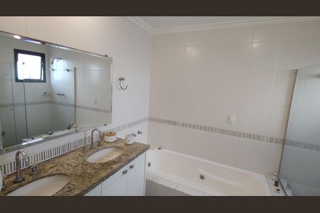 5_photo/94dce45d13.4909862b8c1c38b1-ATLAS-0ffdbe9e-e448-4382-bca6-0d0516a6b8aa.jpg de apartamento à venda com 3 quartos, 159m² em Rebouças, Curitiba