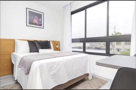 5_photo/94dce45d49.aafc750051720c32-ATLAS-6baf7a4a-7dc3-43e7-b096-c7ff8f00dab3.jpg de kitnet/studio à venda com 1 quarto, 18m² em Água Verde, Curitiba