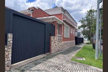 1_photo/94dce45e31.b4a6e4814356792c-ATLAS-82109fe4-768d-41f8-bcb1-b0d62dfb87d3.jpg de casa à venda com 7 quartos, 319m² em Jardim Botânico, Curitiba