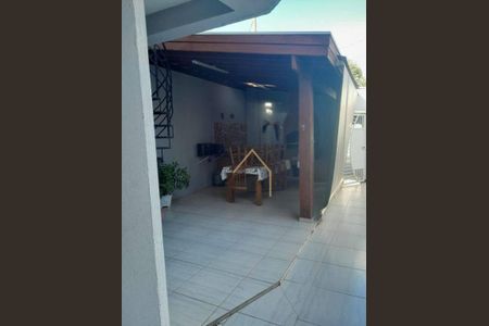 11_photo/94dce45e7b.4bd2615f33144f40-ATLAS-433b399b-080b-461d-bdf0-735a170ae4aa.jpg de casa à venda com 4 quartos, 182m² em Rebouças, Curitiba