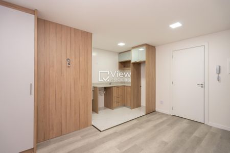 11_photo/94dce46053.65b8cb4ceadf4929-ATLAS-b771ea69-c18c-4f04-b98e-76bac1a5ed2f.jpg de kitnet/studio para alugar com 1 quarto, 21m² em Rebouças, Curitiba