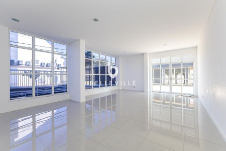 11_photo/94dce4609f.64cb2c666df658a6-ATLAS-ecca570d-fbb0-4def-be87-eee6a26a4183.jpg de apartamento à venda com 2 quartos, 65m² em Rebouças, Curitiba