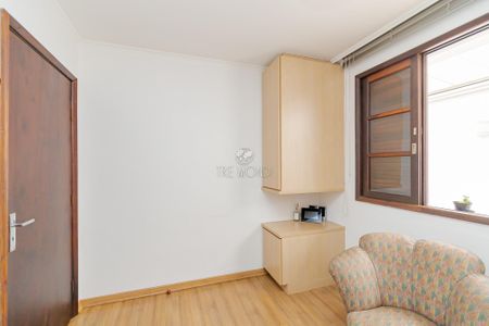 1_photo/94dce461c9.1a2ef8629109c4d5-ATLAS-8a0ad3c8-7e75-476e-80f9-84bd2d193abc.jpg de casa à venda com 3 quartos, 183m² em Rebouças, Curitiba