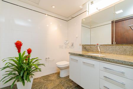 6_photo/94dce461c9.1a2ef8629109c4d5-ATLAS-e6a84b85-1a8e-46fa-9946-af1b5fd3f3c7.jpg de casa à venda com 3 quartos, 183m² em Rebouças, Curitiba