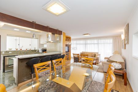 9_photo/94dce461c9.1a2ef8629109c4d5-ATLAS-ebecc112-2b35-4867-addd-d08079fc7b18.jpg de casa à venda com 3 quartos, 183m² em Rebouças, Curitiba