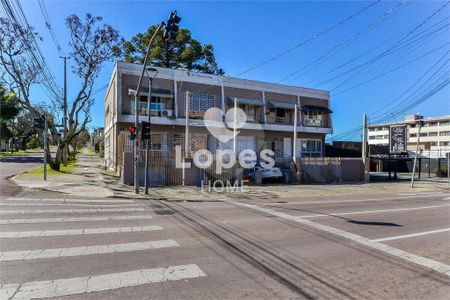 9_photo/94dce46337.c5a7f4bba314faf6-ATLAS-57e58b43-c139-43a5-bf50-96e2985c8cc5.jpg de casa à venda com 3 quartos, 76m² em Rebouças, Curitiba