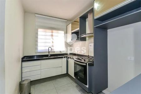 6_photo/94dce46337.c5a7f4bba314faf6-ATLAS-8d1144c6-0e26-42a9-b014-07dfa38b2d1d.jpg de casa à venda com 3 quartos, 75m² em Rebouças, Curitiba