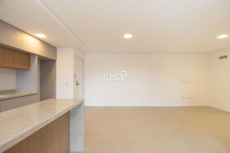 10_photo/94dce46395.1f6e4c450b1dacf4-ATLAS-ee2aecac-4cec-45ff-ab1e-3f9dce87809d.jpg de apartamento à venda com 3 quartos, 91m² em Rebouças, Curitiba