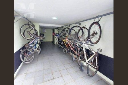 6_photo/94dce4657f.833a42e394c467a8-ATLAS-3d10d717-3176-40dc-8981-d1be4ce3b7e3.jpg de apartamento à venda com 1 quarto, 39m² em Centro, Curitiba