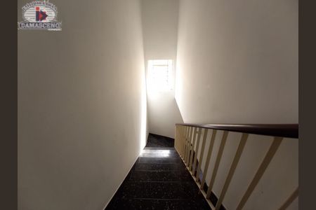 6_photo/94dce465d9.e9d68b9e635ea348-ATLAS-6b959322-403e-47ea-87d5-fa8b4d3ea21d.jpg de casa para alugar com 2 quartos, 60m² em Rebouças, Curitiba