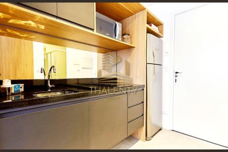 3_photo/94dce465e5.32d3cee88d6adeff-ATLAS-aa3d6f30-7818-4158-ad66-a88b0376df15.jpg de apartamento à venda com 1 quarto, 18m² em Água Verde, Curitiba