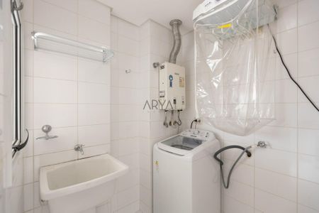 4_photo/94dce466af.a20ea8768a0f46a5-ATLAS-6d029a7a-0ab4-4ecf-9ff7-06a4e0ca0d3a.jpg de apartamento à venda com 3 quartos, 89m² em Rebouças, Curitiba