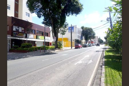 6_photo/94dce46707.0cb8be8a775fb792-ATLAS-8a87ebd9-eaa5-462e-9563-16476d2a68fe.jpg de apartamento para alugar com 2 quartos, 57m² em Rebouças, Curitiba