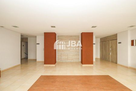 4_photo/94dce467c5.72fc516e6ab264c7-ATLAS-6bba7e6c-9582-4057-b6e6-3db2f7a5bff9.jpg de apartamento à venda com 2 quartos, 75m² em Rebouças, Curitiba