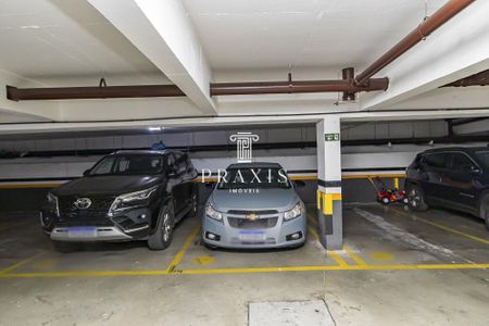 12_photo/94dce467cf.51aa437ca9a321d3-ATLAS-32f062bf-df64-4b3a-8e32-4b2b5fabb68b.jpg de apartamento à venda com 2 quartos, 82m² em Rebouças, Curitiba