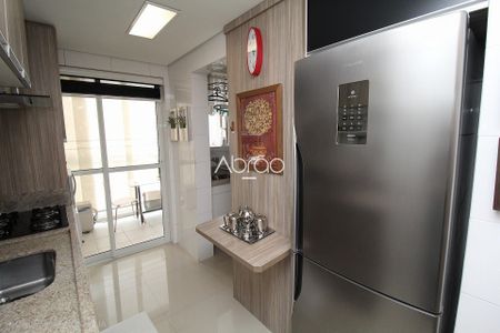 10_photo/94dce467cf.72fc516e6ab264c7-ATLAS-272e9954-32fa-40ef-900d-fa592d4f8c2f.jpg de apartamento para alugar com 2 quartos, 77m² em Rebouças, Curitiba