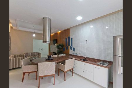 13_photo/94dce46857.641352de497e7ddd-ATLAS-b7fc7e5a-346d-4fec-b821-1e1397ec2d97.jpg de apartamento à venda com 1 quarto, 38m² em Centro, Curitiba