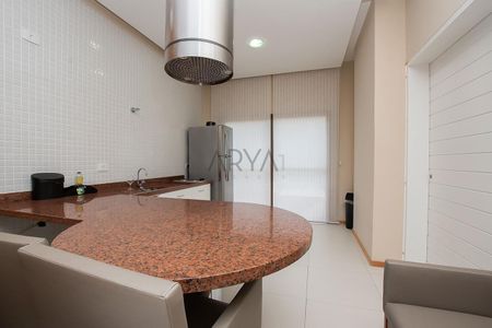 8_photo/94dce46857.f0549e434385a2ad-ATLAS-303a98b7-3304-4e46-9ecb-8708aa9cfbbc.jpg de apartamento à venda com 2 quartos, 109m² em Centro, Curitiba