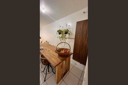 9_photo/94dce4689b.3714cccd63f8fe2d-ATLAS-86a3caf6-5214-4e64-a410-dedc7261aa58.jpg de casa à venda com 2 quartos, 60m² em Centro, Curitiba