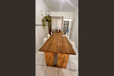 18_photo/94dce4689b.3714cccd63f8fe2d-ATLAS-effd1c1b-fc8d-41a4-a572-ddc6fc16bf40.jpg de casa à venda com 2 quartos, 60m² em Centro, Curitiba