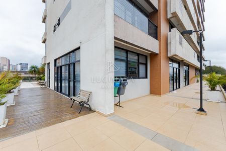 49_photo/94dce468c7.945e38fbf82eac09-ATLAS-982b9a1a-bbf2-4e42-b91f-1d1e686b087e.jpg de apartamento à venda com 1 quarto, 31m² em Batel, Curitiba