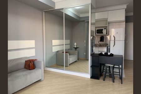 10_photo/94dce46931.0324e5ce0ab962a3-ATLAS-41f0a263-6bdc-403d-8b92-44d00d35d3ea.jpg de apartamento para alugar com 1 quarto, 33m² em Centro, Curitiba