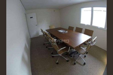 6_photo/94dce46931.f5e3bb24a0cbc806-ATLAS-4b5f9c8d-851b-468d-9c8a-a42a726f7ceb.jpg de apartamento à venda com 1 quarto, 33m² em Centro, Curitiba