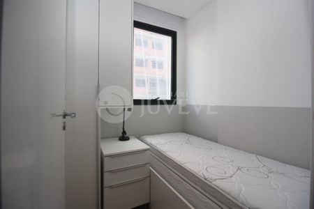 12_photo/94dce4693b.ae537c11cfa6cc3a-ATLAS-504a9821-e519-4d5e-8c7a-a9d5b190a323.jpg de apartamento para alugar com 2 quartos, 47m² em Centro, Curitiba