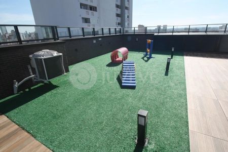 9_photo/94dce4693b.ae537c11cfa6cc3a-ATLAS-a4e55bc6-3389-4edd-9ed6-d68c67848896.jpg de apartamento para alugar com 2 quartos, 47m² em Centro, Curitiba