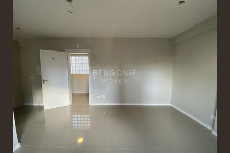 1_photo/94dce46947.411a6e7ba2cd6698-ATLAS-1b8d5bcb-4f93-46a5-90f2-c858465e914e.jpg de apartamento para alugar com 1 quarto, 24m² em Centro, Curitiba