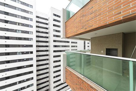 7_photo/94dce469a9.e20d587859335a7f-ATLAS-e0e7e9f7-3e68-4c8c-82d1-d6d78a167ff8.jpg de kitnet/studio à venda com 1 quarto, 42m² em Centro, Curitiba