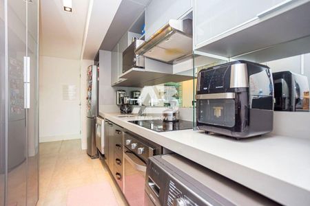 6_photo/94dce469b9.7eeec7628db2fb6b-ATLAS-d4399da7-bf5a-4f83-adf3-318725ac1b76.jpg de apartamento à venda com 2 quartos, 65m² em Centro, Curitiba