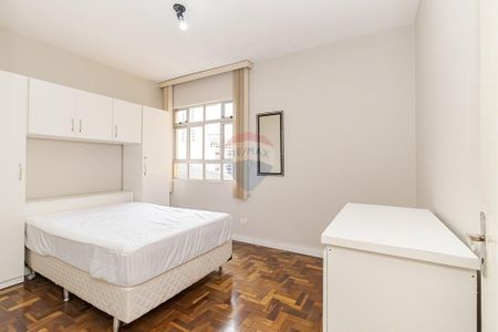 10_photo/94dce46a1d.fe134200941fedba-ATLAS-bd9cc296-ff32-4a1c-a7a3-efb2b9a6d40e.jpg de apartamento à venda com 2 quartos, 75m² em Centro, Curitiba