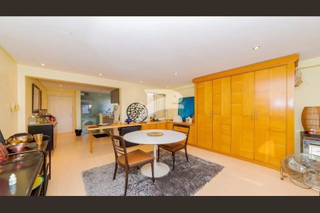 11_photo/94dce46a85.02bcda31be917079-ATLAS-faad058f-8c11-4ff4-85b5-2dbc1b978c65.jpg de apartamento à venda com 1 quarto, 37m² em Centro, Curitiba