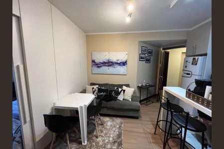 7_photo/94dce46a85.445c0bca81181d7a-ATLAS-2359e34b-bcff-4d61-bff0-07f4709e0e4f.jpg de apartamento para alugar com 2 quartos, 54m² em Centro, Curitiba