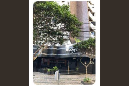 10_photo/94dce46a85.445c0bca81181d7a-ATLAS-424ebae6-1307-4594-a014-e24c8709c8e6.jpg de apartamento para alugar com 2 quartos, 54m² em Centro, Curitiba