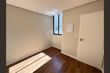 12_photo/94dce46a89.8d34e335442cd209-ATLAS-7102e483-5ecb-4b44-bf39-e47f9b132da7.jpg de apartamento à venda com 1 quarto, 31m² em Centro, Curitiba