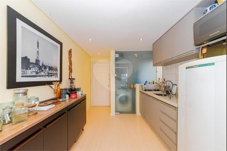 10_photo/94dce46a91.04af7fc2355c33fa-ATLAS-49ecf375-b08d-425c-a45f-e0a4101e2117.jpg de kitnet/studio à venda com 1 quarto, 38m² em Centro, Curitiba