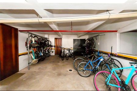 23_photo/94dce46a91.6874c9dc32a215ea-ATLAS-2b84d8c6-7651-4d6f-b088-ef856cef9142.jpg de apartamento à venda com 2 quartos, 97m² em Centro, Curitiba