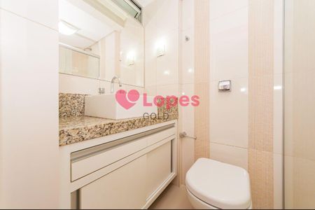 12_photo/94dce46a91.cc80a849dbb3670d-ATLAS-2a04bd1e-ef3e-46f0-a0c8-5f6232f490d6.jpg de apartamento à venda com 2 quartos, 97m² em Centro, Curitiba