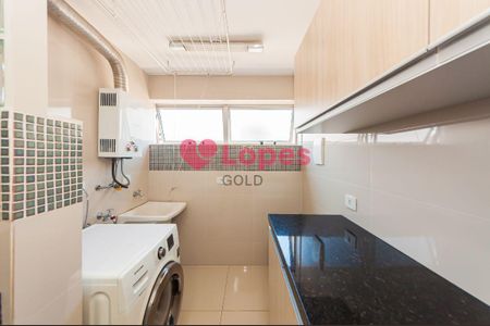 9_photo/94dce46a91.cc80a849dbb3670d-ATLAS-d34f1b49-66d0-4501-9b5f-fa582ce2e0ec.jpg de apartamento à venda com 2 quartos, 97m² em Centro, Curitiba