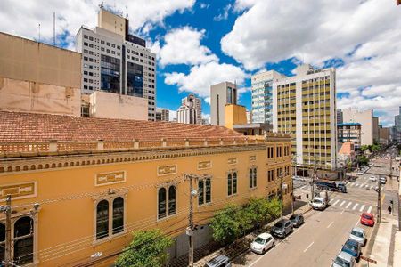 8_photo/94dce46acd.2e3e826b7678b30d-ATLAS-b3dad393-62a6-4db9-8654-c0ffb30ce2b9.jpg de apartamento para alugar com 2 quartos, 90m² em Centro, Curitiba