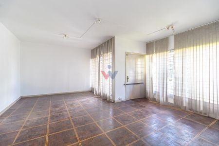 6_photo/94dce46b0b.db20ad0f7650a763-ATLAS-3e1a4ee6-64c5-480f-85a4-a99ae88cb354.jpg de casa à venda com 1 quarto, 400m² em Centro, Curitiba