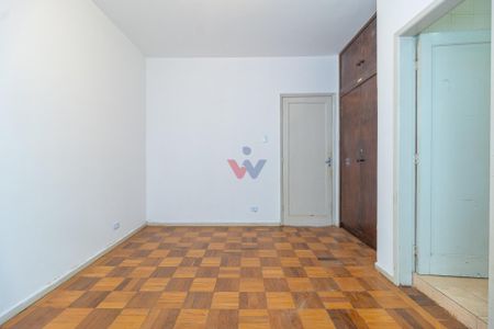 11_photo/94dce46b0b.db20ad0f7650a763-ATLAS-8e10951b-e573-436f-8b35-2b02280b369d.jpg de casa à venda com 1 quarto, 400m² em Centro, Curitiba