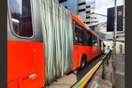 8_photo/94dce46b17.ccb4b39809e64137-ATLAS-c3990b4f-a497-4ca1-9e54-dece3597ebed.jpg de apartamento à venda com 0 quarto, m² em Centro, Curitiba