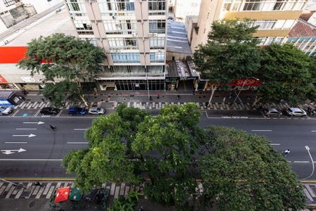 4_photo/94dce46b43.7f45fe2814a32fcf-ATLAS-4e693ccc-0b6e-4c26-b679-b2b16e96a022.jpg de apartamento à venda com 3 quartos, 115m² em Centro, Curitiba