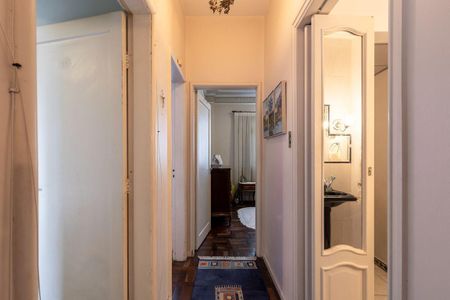 2_photo/94dce46b43.7f45fe2814a32fcf-ATLAS-b8c692d4-a1dd-42d6-bc18-7b4e6eb4c539.jpg de apartamento à venda com 3 quartos, 115m² em Centro, Curitiba