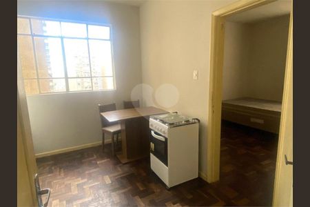 11_photo/94dce46b49.04af7fc2355c33fa-ATLAS-c1881734-516e-4cd2-9e4b-784d8b328b87.jpg de kitnet/studio à venda com 1 quarto, 40m² em Centro, Curitiba